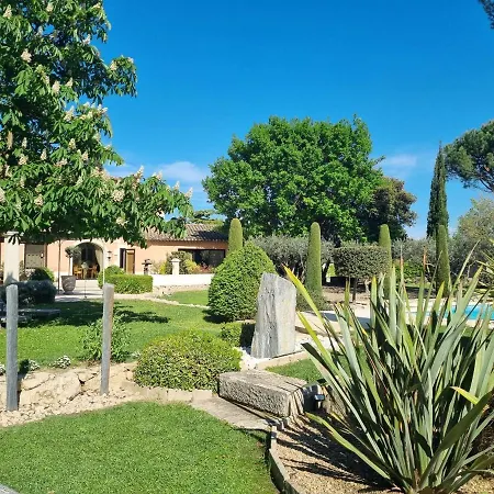 Le Clos Des Cypres De Charme - Diner Gourmet & Bien-etre Bed & Breakfast Graveson