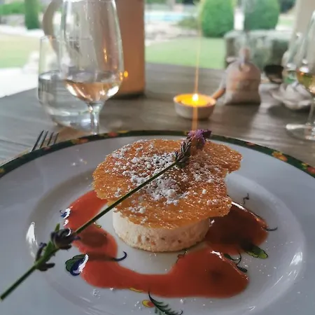 Le Clos Des Cypres De Charme - Diner Gourmet & Bien-etre 3* Graveson