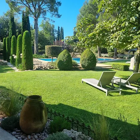 Le Clos Des Cypres De Charme - Diner Gourmet & Bien-etre Panzió