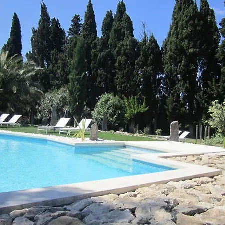 Le Clos Des Cypres De Charme - Diner Gourmet & Bien-etre