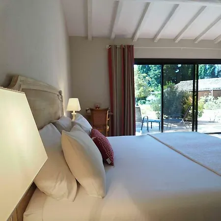 Bed & Breakfast Le Clos Des Cypres De Charme - Diner Gourmet & Bien-etre