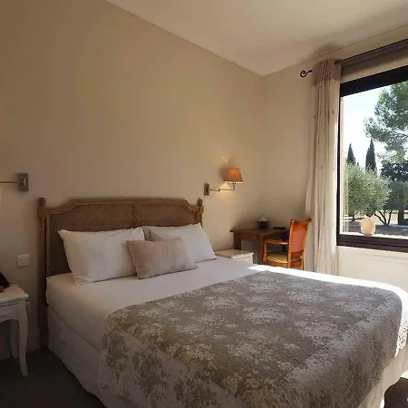 Panzió Le Clos Des Cypres De Charme - Diner Gourmet & Bien-etre