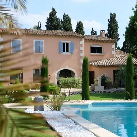 Bed & Breakfast Le Clos Des Cypres De Charme - Diner Gourmet & Bien-etre 3*